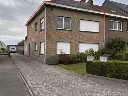 spacieux appartement 2 chambres avec terrasse et garage