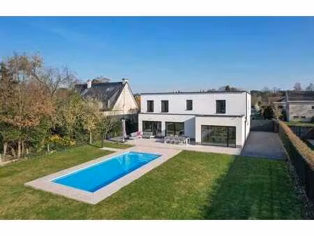 villa contemporaine - 6 ch / 4 sdb - piscine - peb a