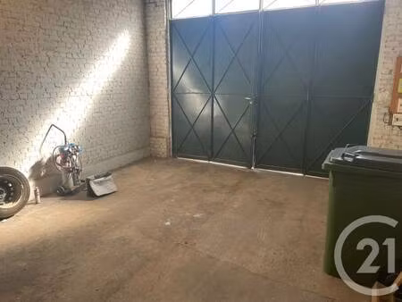 local commercial à vendre