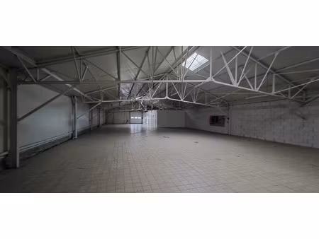 location commerce 526 m² à saint-barthélemy-d’anjou (49124)