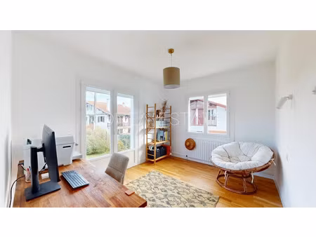 vente maison 6 pièces 193 m² à ciboure (64500)  890 000 €