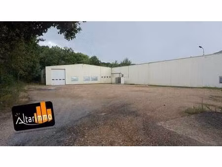 local d'activités à vendre