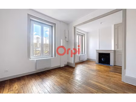 appartement pierre-bénite 43.48 m² t-2 à vendre  149 900 €