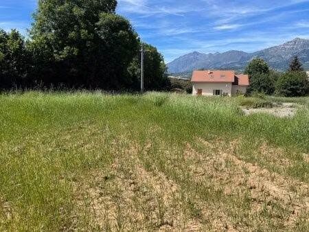 terrain à vendre