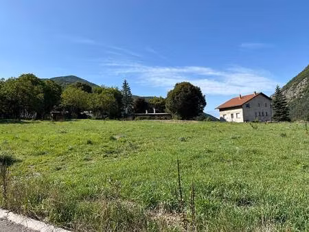 terrain à vendre