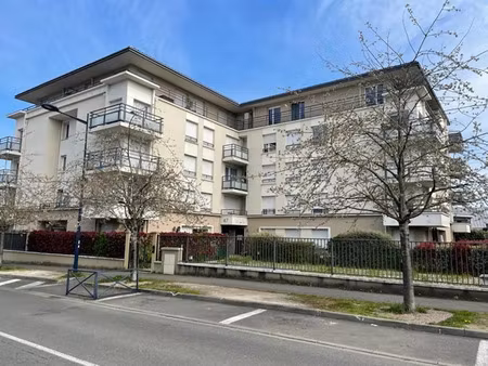 vente appartement 3 pièces 60 m² à dammarie-les-lys (77190)  175 000 €