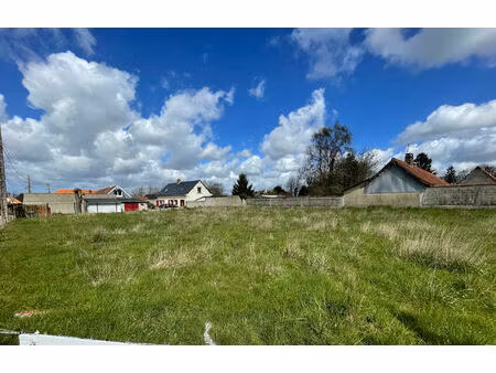 terrain à bâtir sur la commune frettemeule.