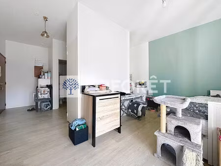 thouars - location appartement avec cave  parking et balcon