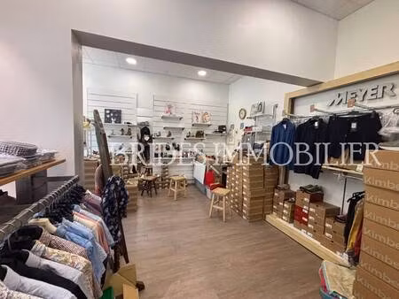 local commercial à vendre