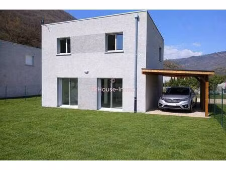 zakia galle dr house immo