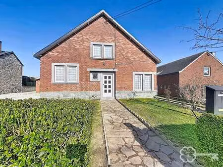 maison 4 façades à rénover à havrenne