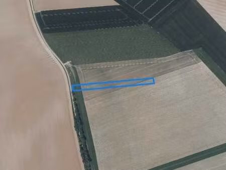 terre agricole située en lieu-dit hameleveau