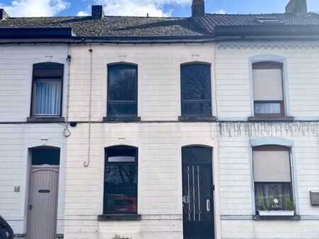 maison à rénover 3 chambres - fort potentiel