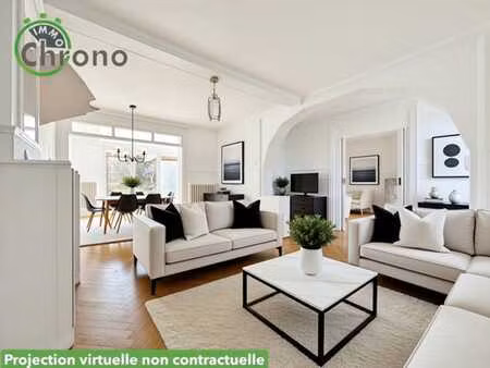 propriété à rénover avec énorme potentiel