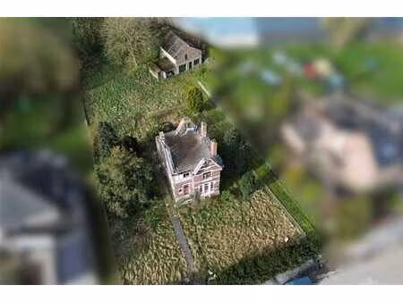 villa à rénover sur terrain de 55 ares à carnières