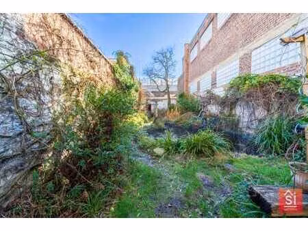 maison de maître unifamiliale avec jardin