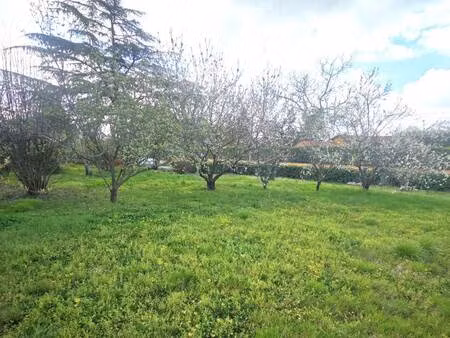 terrain constructible viabilisé à vendre