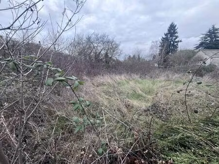 terrain constructible viabilisé à vendre