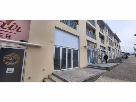 local commercial à louer