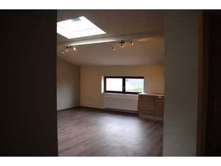 superbe appartement à marcinelle