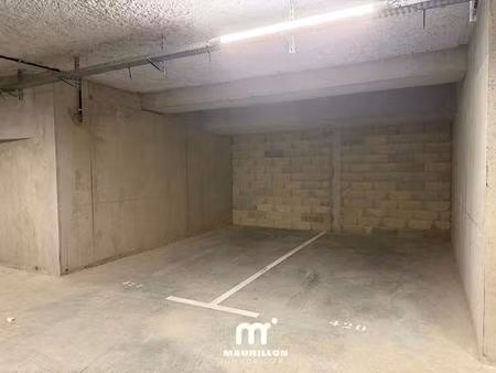 parking à louer