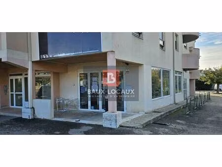 local commercial à louer