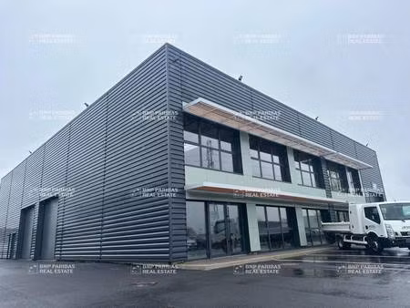 local d'activités à vendre