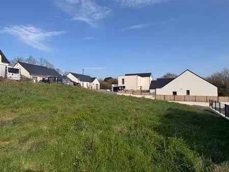 terrain constructible viabilisé à vendre