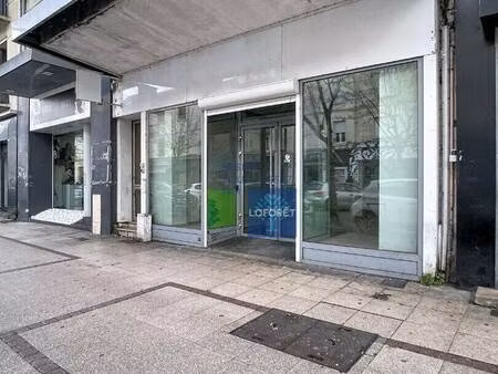 local commercial à louer
