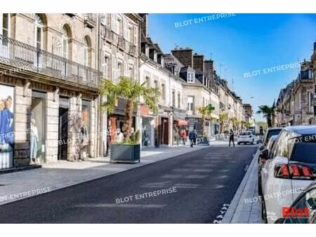 local commercial à louer