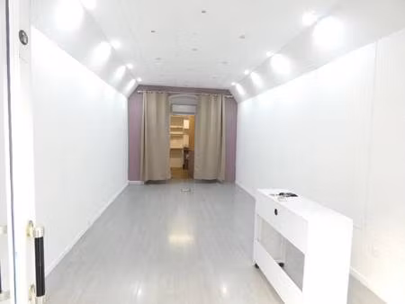 local commercial à louer