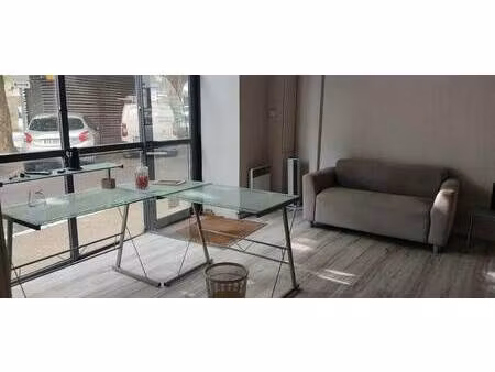 local commercial à louer