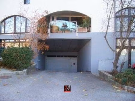 parking à louer