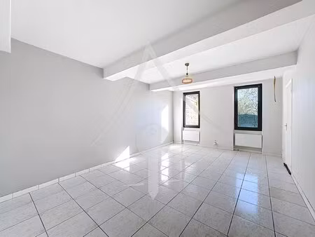 maison de village 113 m² à mauzac — potentiel et charme authentique à saisir