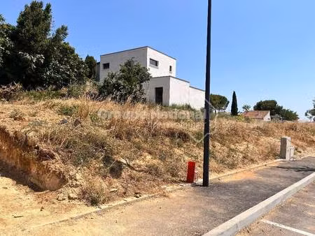 terrain constructible viabilisé à vendre