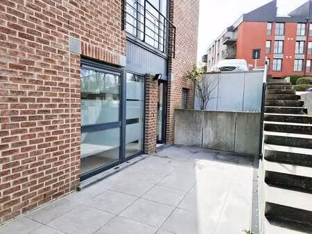 splendide appartement rez-de-jardin 2 chambres