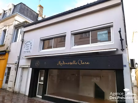 vente bureaux et commerces aux sables-d'olonne (85100) : à vendre / 53m² les sables-d'olon