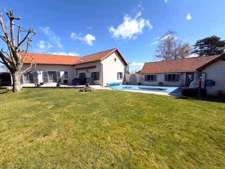 maison à vendre 9 pièces digoin (71)