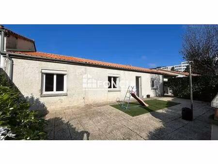 poitiers beaulieu - maison plain-pied 6 pièces de 117 m² - garage