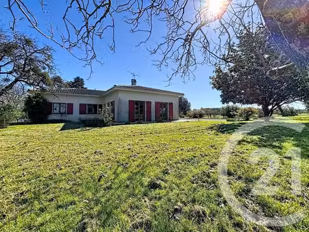 maison à vendre - 7 pièces - 175 m2 - st projet st constant - 16 - poitou-charentes