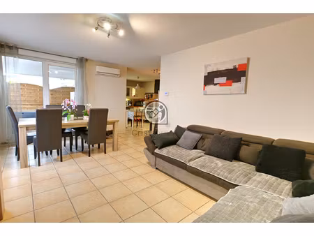 appartement t4 en rez-de-chaussée avec terrasse - le versoud
