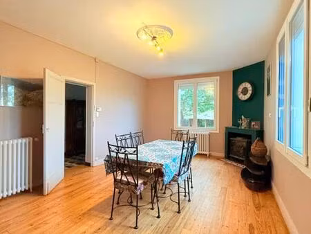 maison familiale de 6 chambres sur vaste terrain