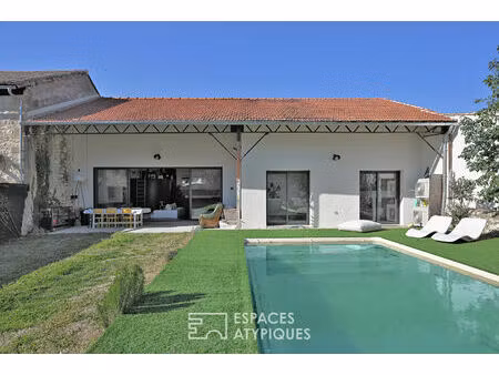 ancienne grange entièrement réhabilitée avec piscine