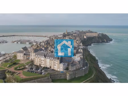 demeure d'exception du xviie siècle avec terrasse panoramiqu