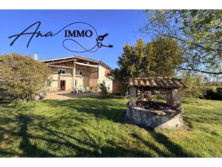 propriété familiale  dépendances et grand terrain