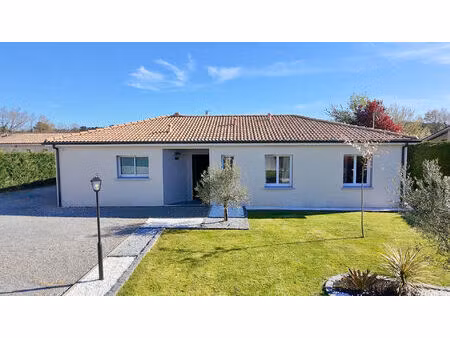 maison à vendre à 2' de saint seurin sur l'isle
