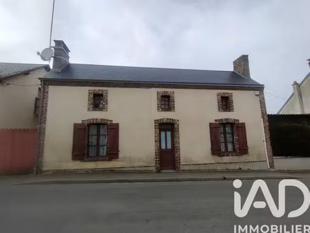 maison de village à val-d’étangson (72120)