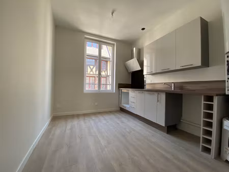 appartement 3 pieces / centre ville