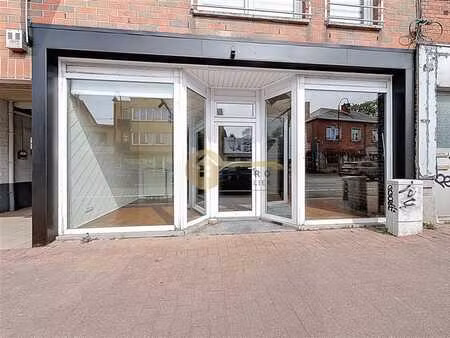 rez-de-chaussée commercial