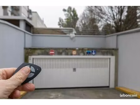 parking colombes